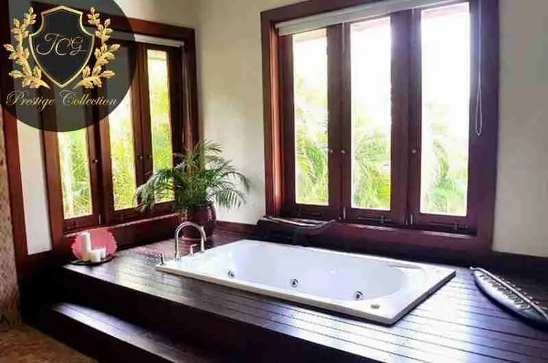 KSS Real Estate Jaguey 3 Punta Cana Village master bathroom