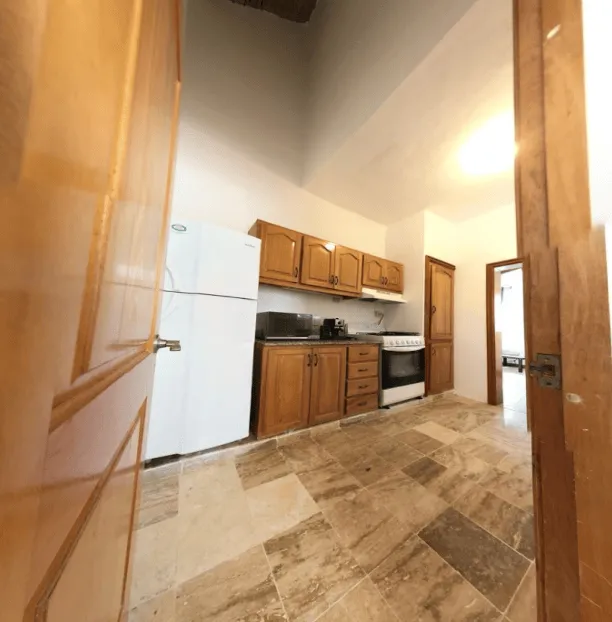Amplio Penthouse de dos habitaciones en venta con 2 balcones, a 2 minutos a pie de la playa de Punta Cana