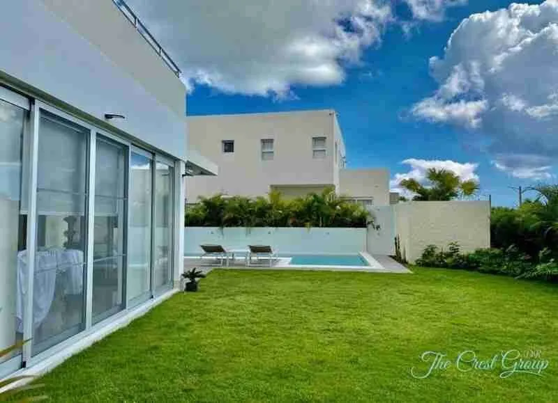 Cozy And Beautiful Four Bedroom Villa For Sale At Downtown Punta Cana 11