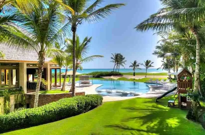 Wonderful Oceanfront Seven Bedroom Villa For Sale With Golf Course At Punta Cana 57