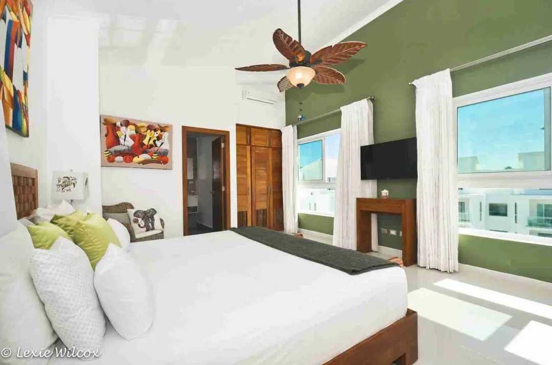 Astonishing Three bedroom Penthouse for sale with pool views at Punta Cana 23