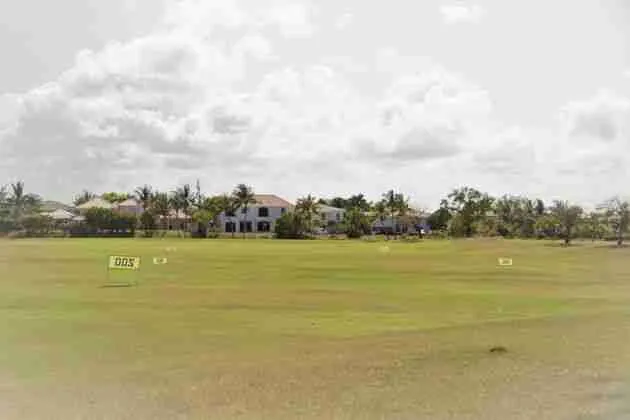 Beautiful 2BR Condo for sale Punta Cana with gold and beach club reserva real 17