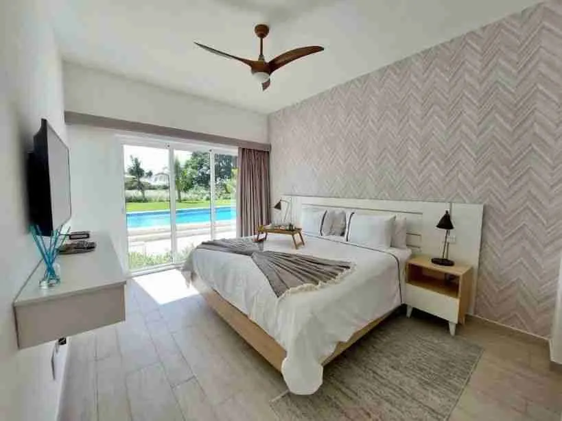 Beuatiful and Cozy Two bedroom condo for sale with amazing Golf and Pool views at Punta Cana 32