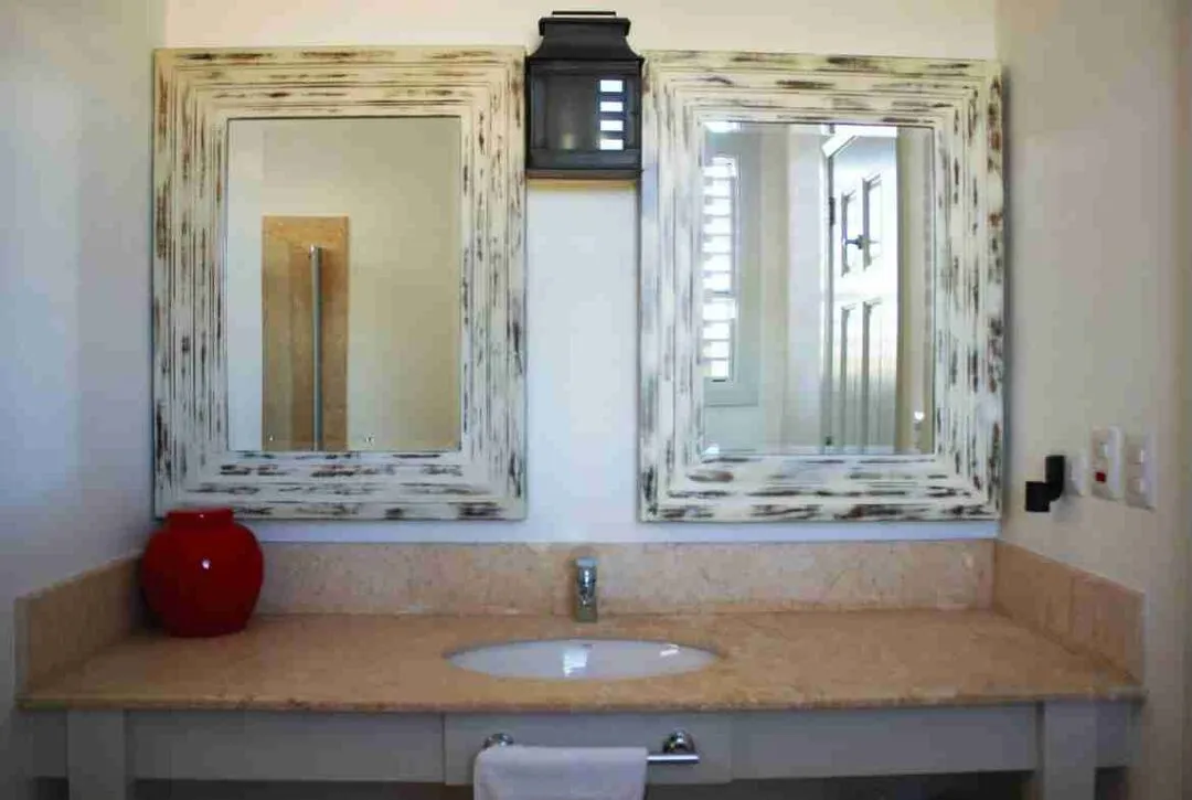 Exclusive five bedroom villa for sale in Punta Cana with stunning sea views and a golf course. 19