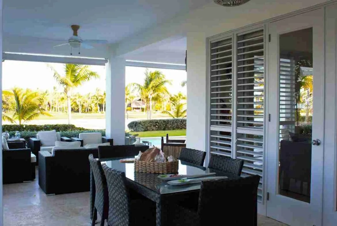 Exclusive five bedroom villa for sale in Punta Cana with stunning sea views and a golf course. 26