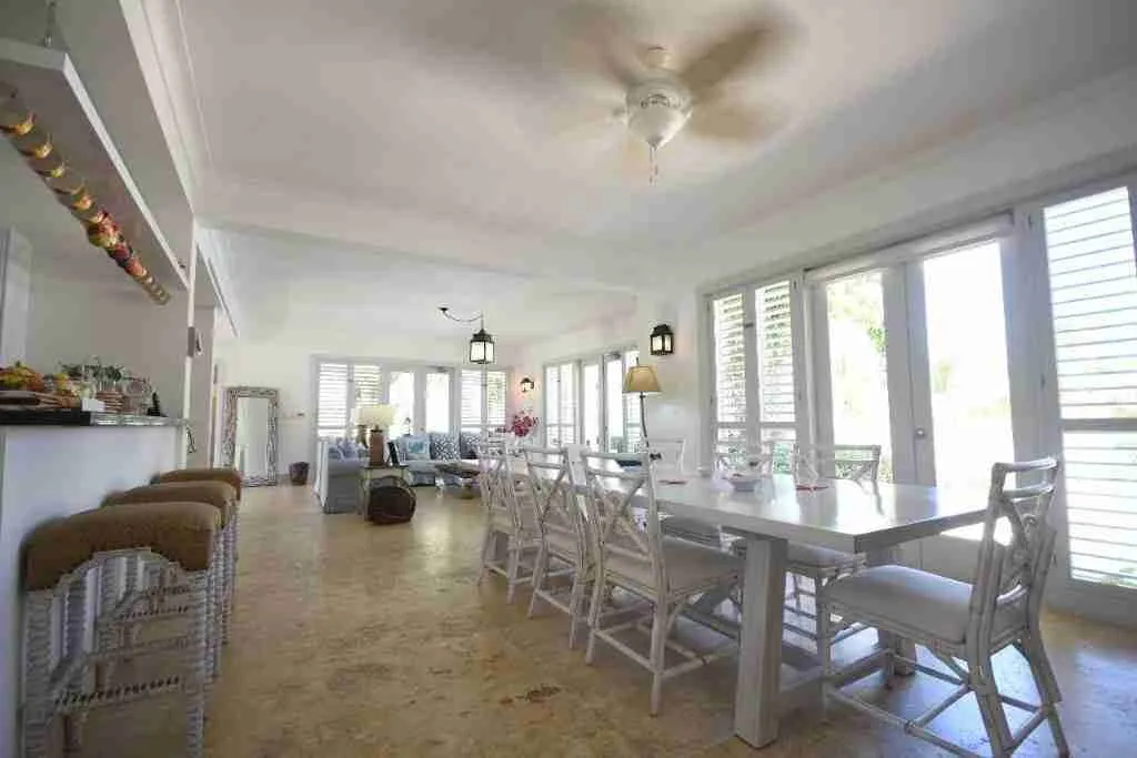 Exclusive five bedroom villa for sale in Punta Cana with stunning sea views and a golf course. 37