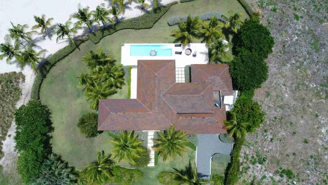 Exclusive five bedroom villa for sale in Punta Cana with stunning sea views and a golf course. 46 Exclusive five bedroom villa for sale in Punta Cana with stunning sea views and a golf course. 46
