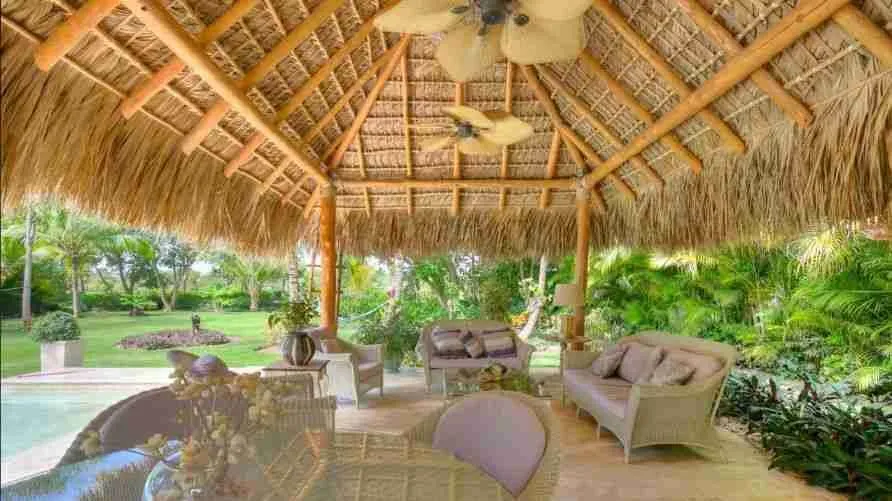 Incredible Four bedroom villa for sale with golf course views minutes from the beach 11