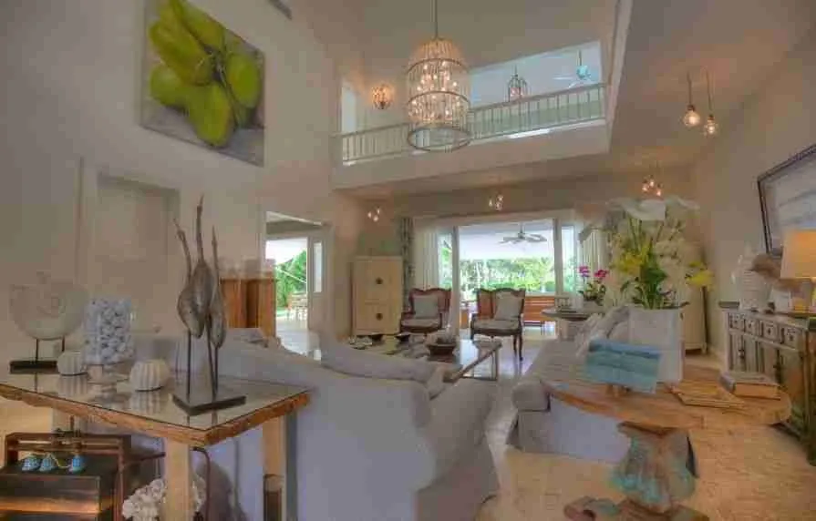 Incredible Four bedroom villa for sale with golf course views minutes from the beach 12