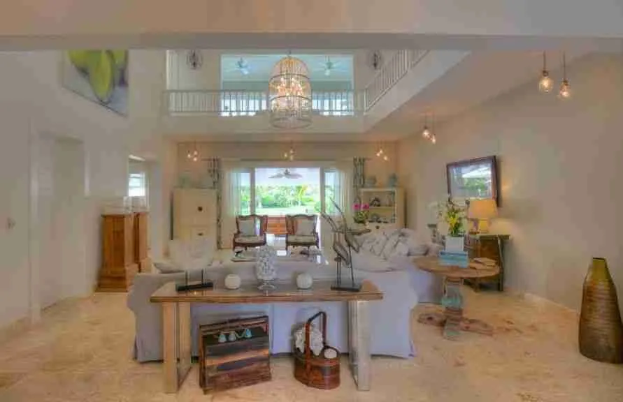 Incredible Four bedroom villa for sale with golf course views minutes from the beach 19