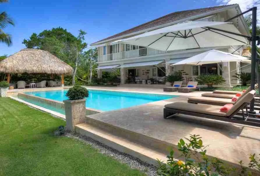Incredible Four bedroom villa for sale with golf course views minutes from the beach 2