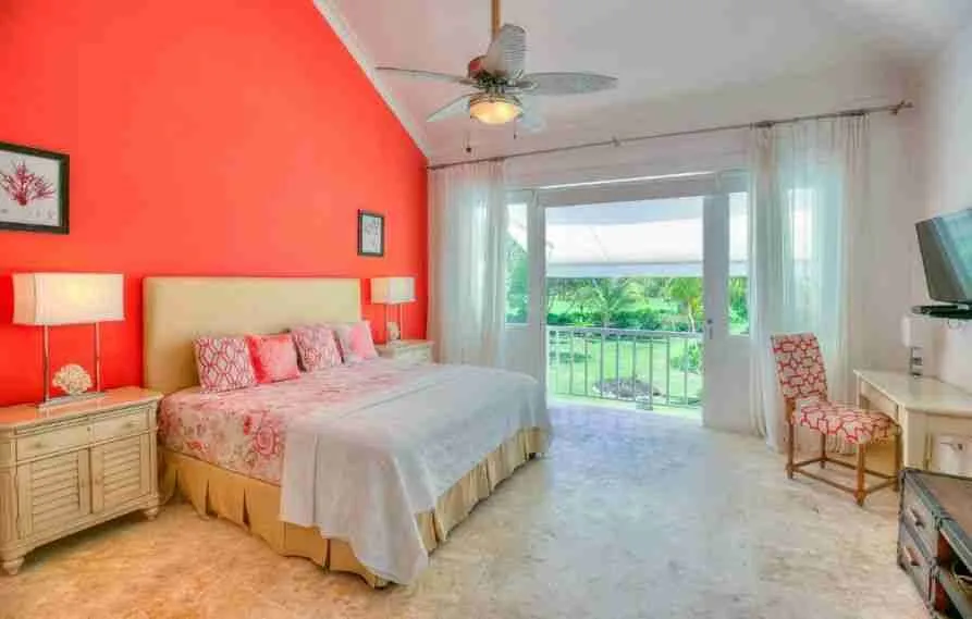 Incredible Four bedroom villa for sale with golf course views minutes from the beach 8