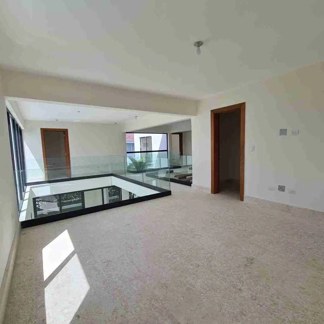 Exclusive 4BR VIlla for sale Punta Cana large Pool. 12