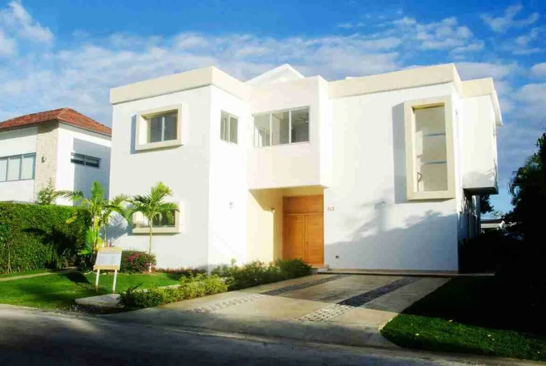 Gorgeous 3BR Villa for sale Punta Cana pool. 10