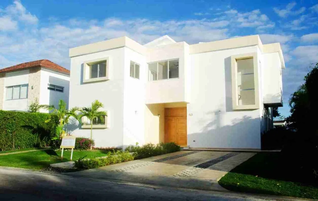 Gorgeous 3BR Villa for sale Punta Cana pool. 10
