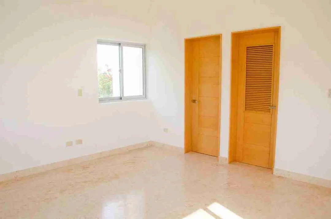 Gorgeous 3BR Villa for sale Punta Cana pool. 8