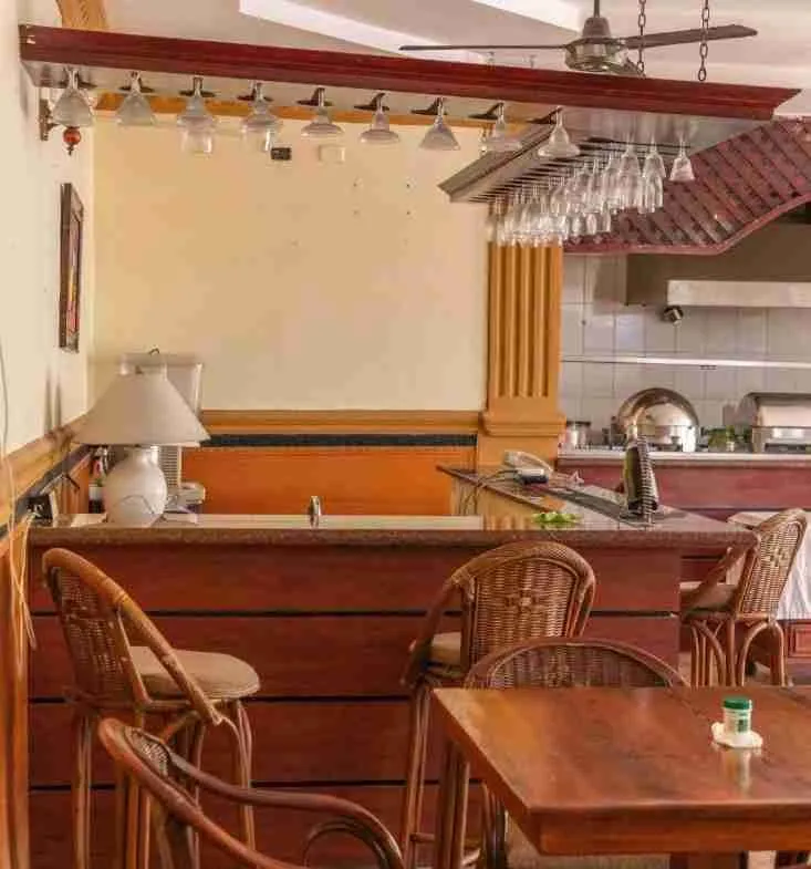 Amazing Invest Opportunity 42 Bedroom Hotel With Large Pool 11