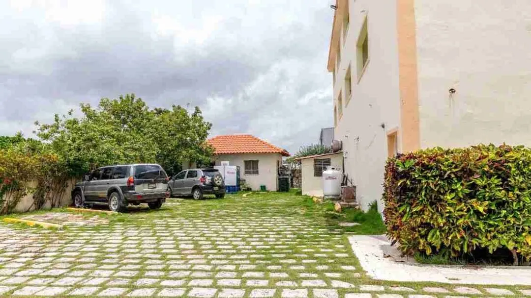 Amazing Invest Opportunity 42 Bedroom Hotel With Large Pool 16