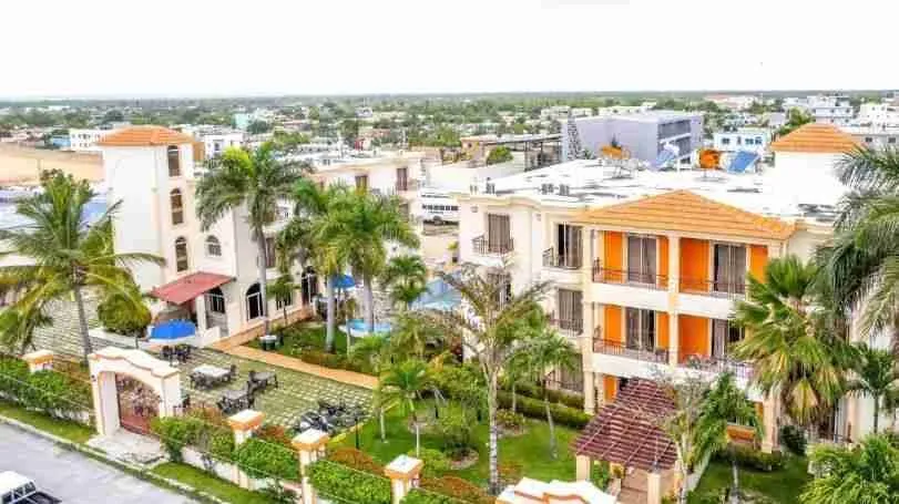 Amazing Invest Opportunity 42 Bedroom Hotel With Large Pool 32