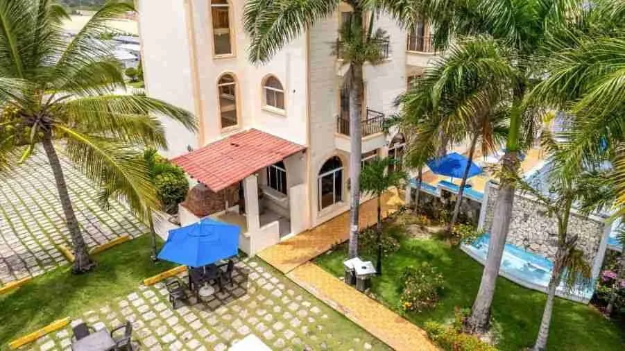 Amazing Invest Opportunity 42 Bedroom Hotel With Large Pool 35
