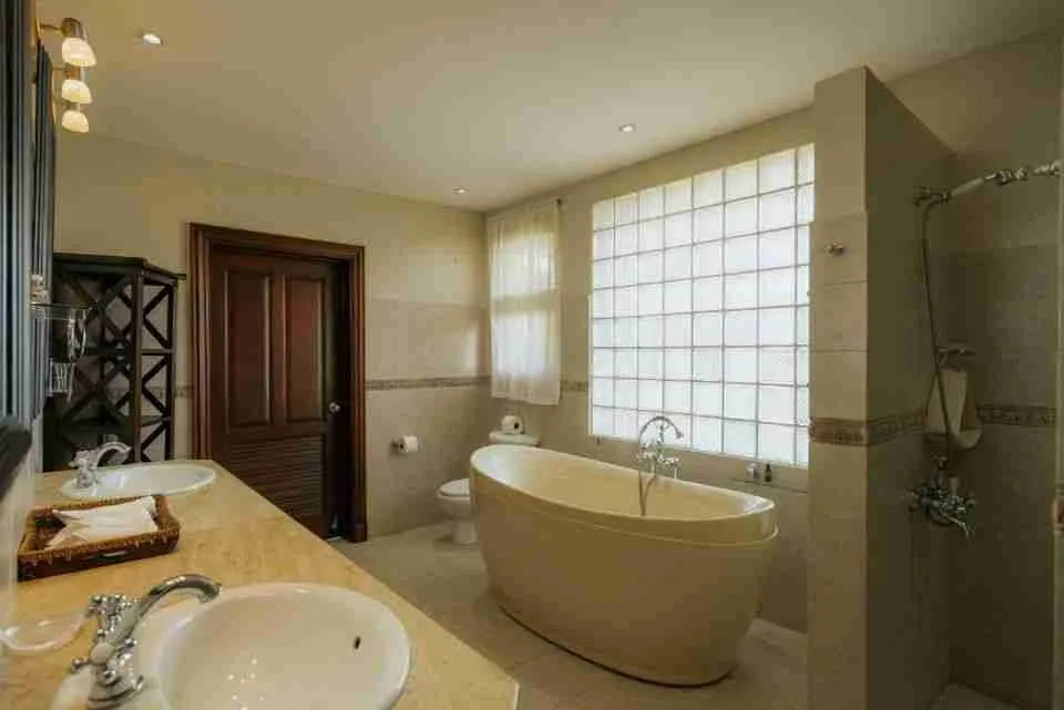 Breathtaking 7BR Villa for saleFully furnished with golf views in Punta Cana 33