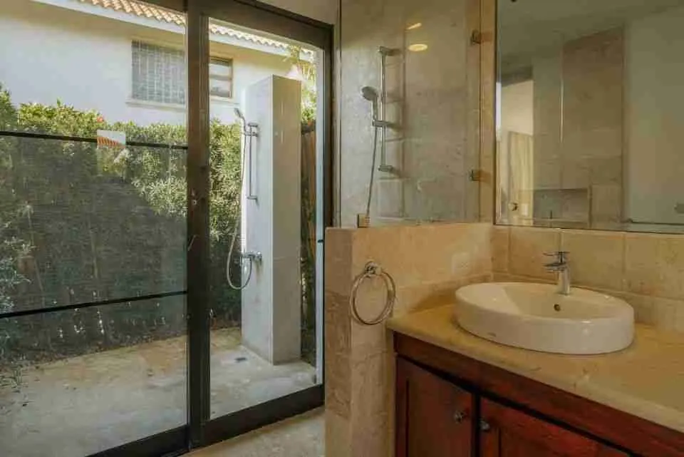 Breathtaking 7BR Villa for saleFully furnished with golf views in Punta Cana 51