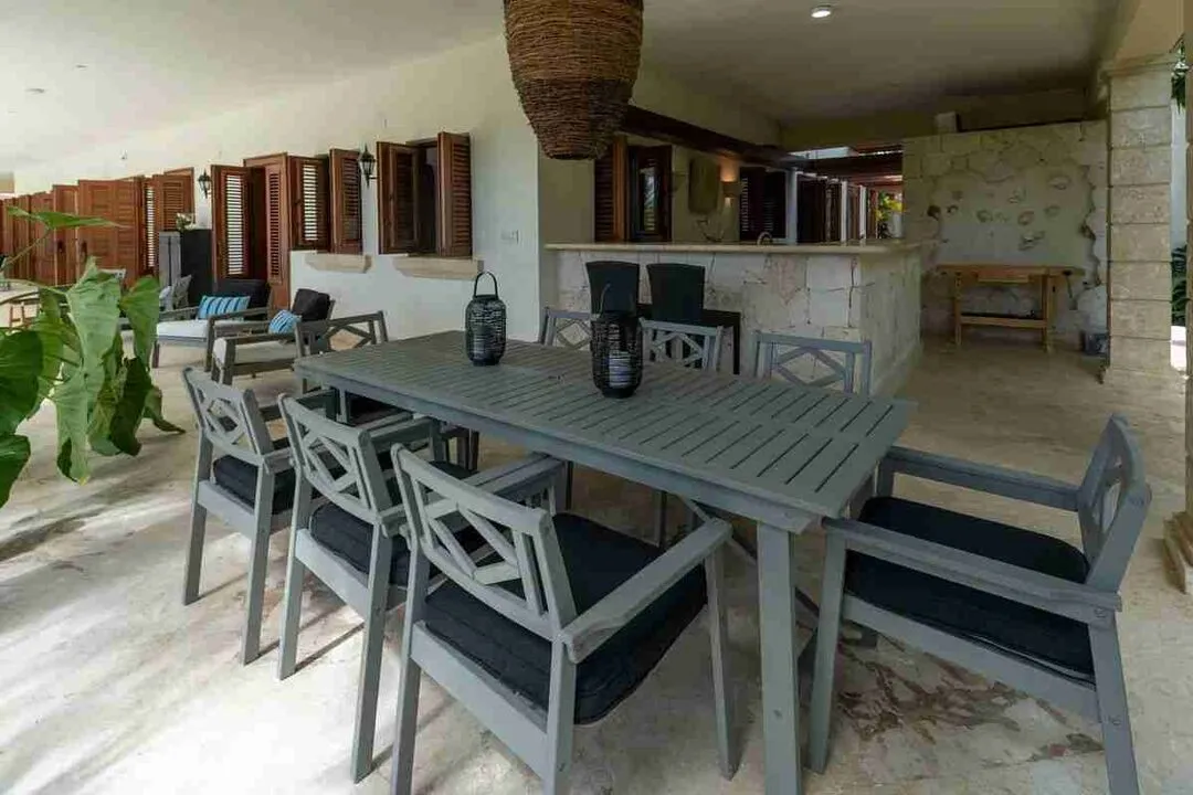 Elegant 6 Bedroom villa Fully Furnished for sale with amazing golf views 10 Elegant 6 Bedroom villa Fully Furnished for sale with amazing golf views 10