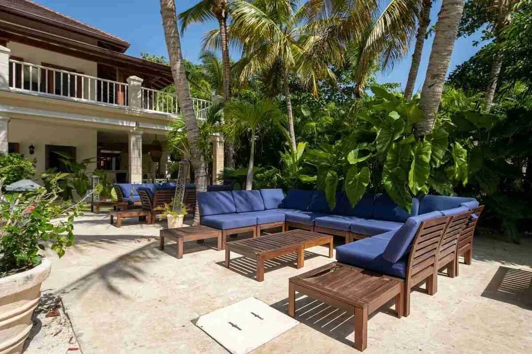 Elegant 6 Bedroom villa Fully Furnished for sale with amazing golf views 14 Elegant 6 Bedroom villa Fully Furnished for sale with amazing golf views 14