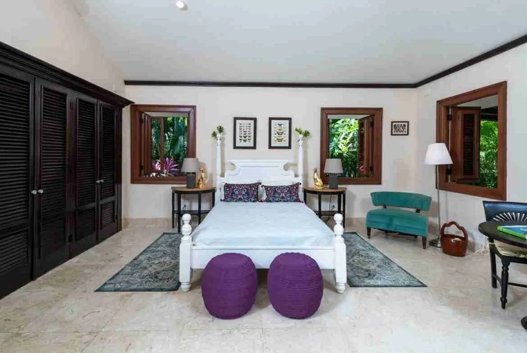Elegant 6 Bedroom villa Fully Furnished for sale with amazing golf views 26