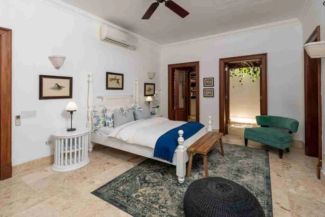 Elegant 6 Bedroom villa Fully Furnished for sale with amazing golf views 28 Elegant 6 Bedroom villa Fully Furnished for sale with amazing golf views 28