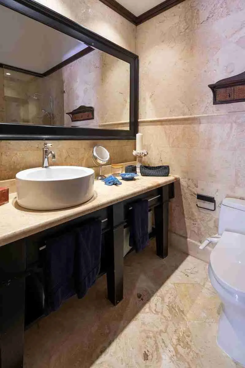 Elegant 6 Bedroom villa Fully Furnished for sale with amazing golf views 33 Elegant 6 Bedroom villa Fully Furnished for sale with amazing golf views 33