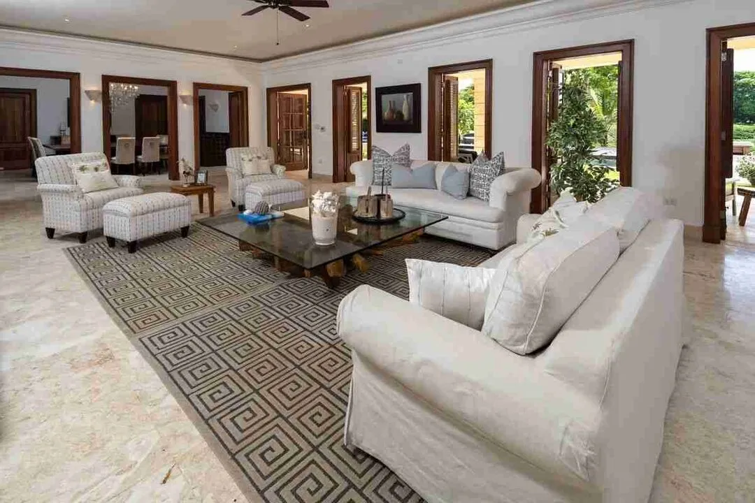 Elegant 6 Bedroom villa Fully Furnished for sale with amazing golf views 6 Elegant 6 Bedroom villa Fully Furnished for sale with amazing golf views 6