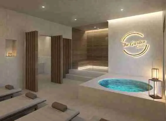 Incredible 4 BR Penthouse for sale with pool near the beach 13