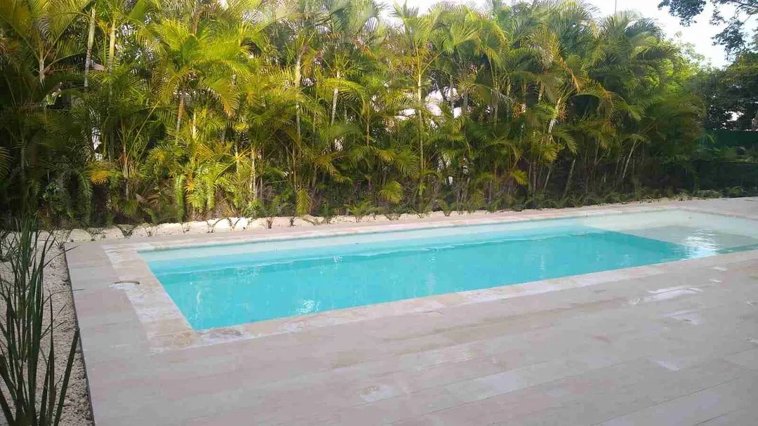 Luxury and Spacious 4BR Villa for sale with large pool. 12 Luxury and Spacious 4BR Villa for sale with large pool. 12
