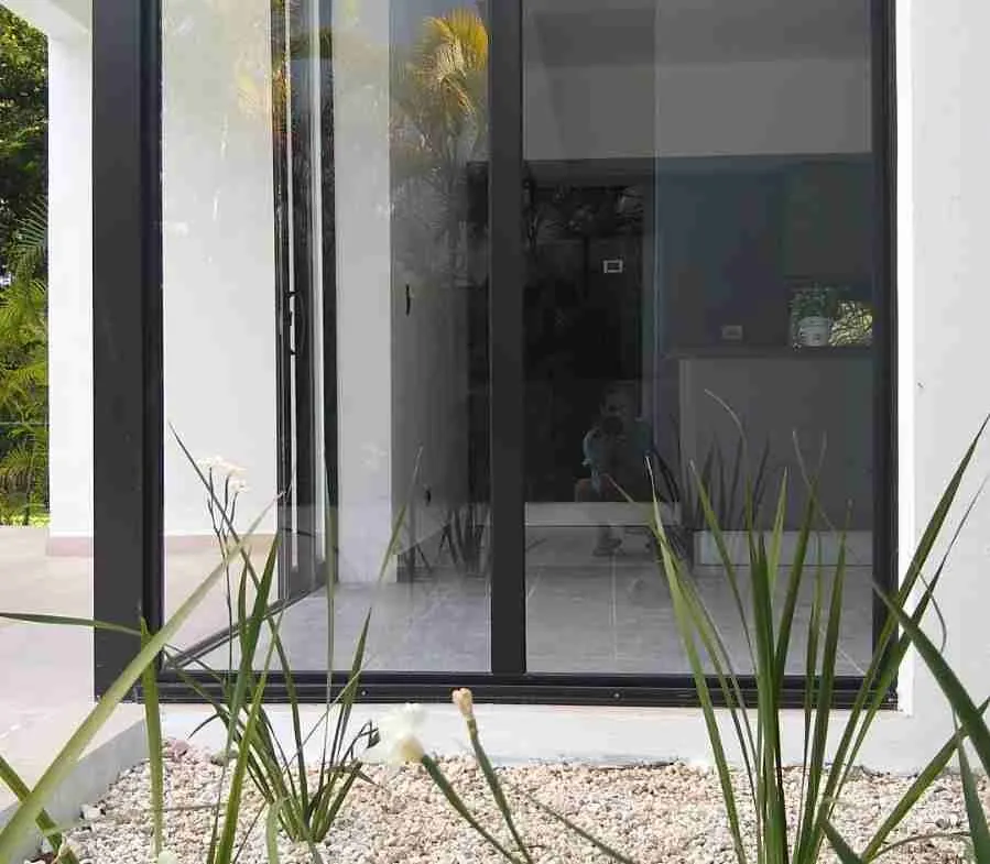 Luxury and Spacious 4BR Villa for sale with large pool. 13