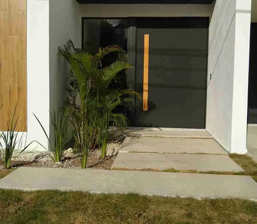 Luxury and Spacious 4BR Villa for sale with large pool. 16