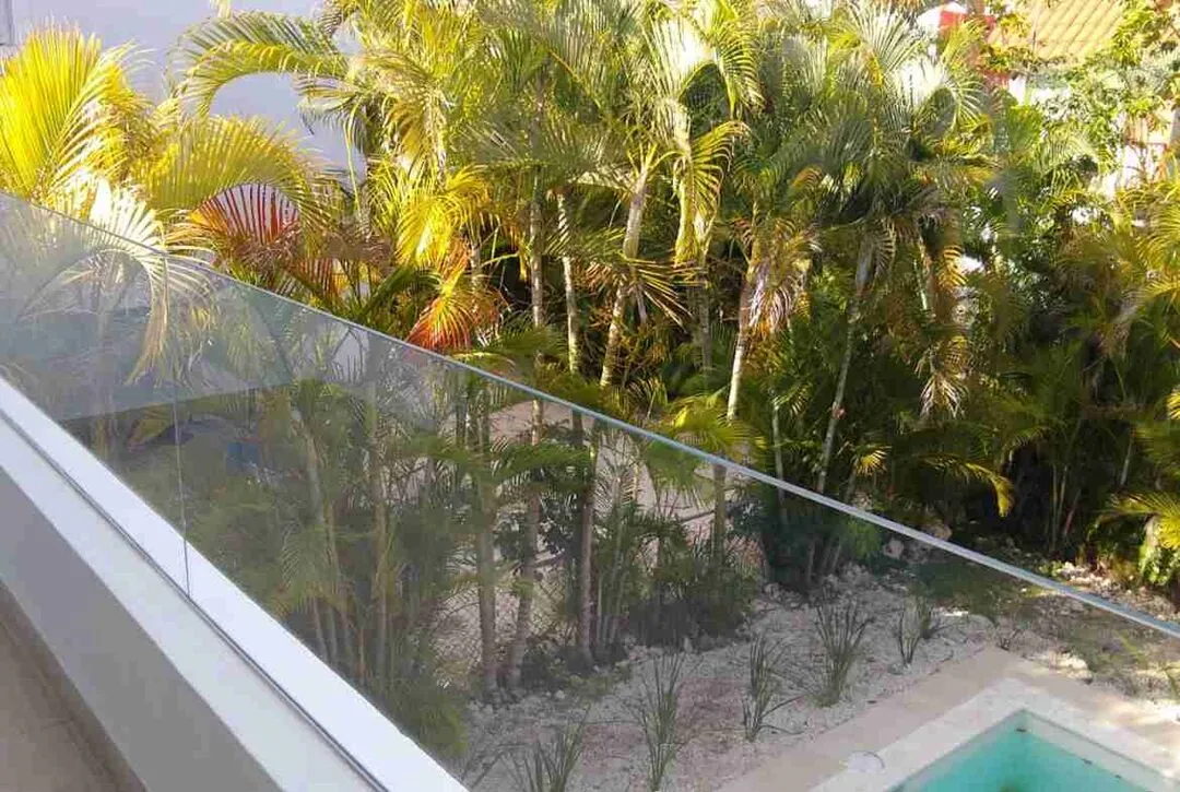 Luxury and Spacious 4BR Villa for sale with large pool. 18