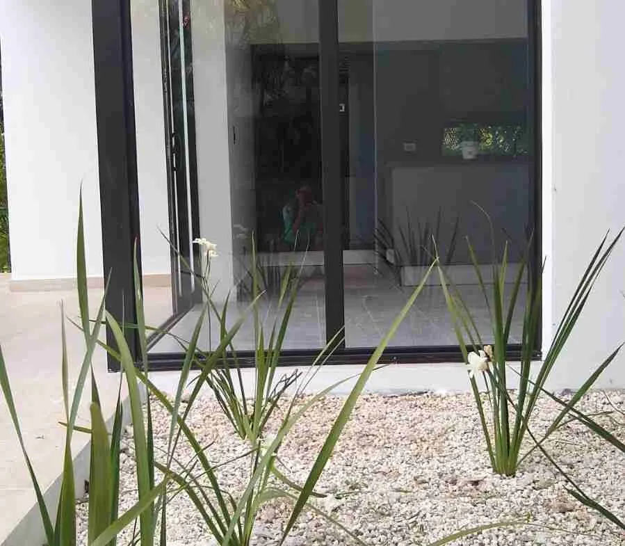 Luxury and Spacious 4BR Villa for sale with large pool. 2