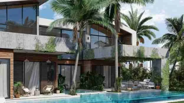 Wonderful 6BR Villa for sale with Jacuzzi Terrace and Balconies. 4