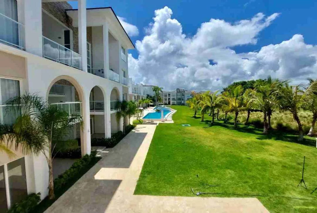Amazing 1BR Condo for sale Fully furnished with golf and pool views in punta Cana 20