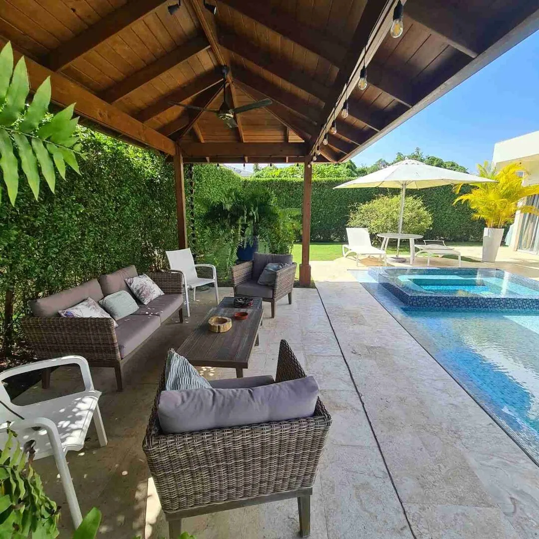 Beautiful and Comfortable 3BR Villa for sale fully furnished at Punta Cana village 5