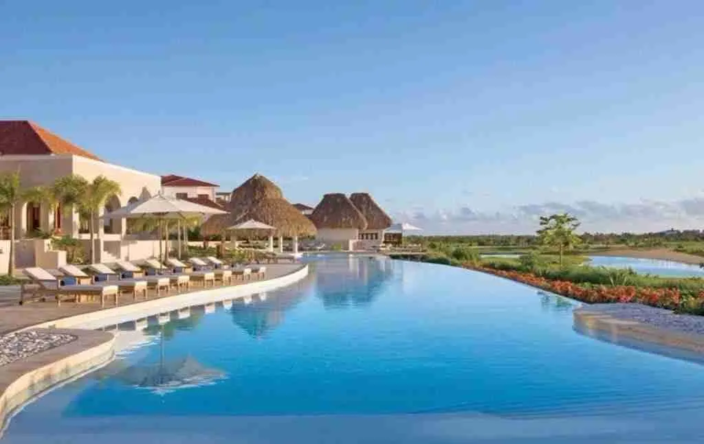 Captivating 3BR Condo for sale in Cap Cana jacuzzi and Beautiful views 5