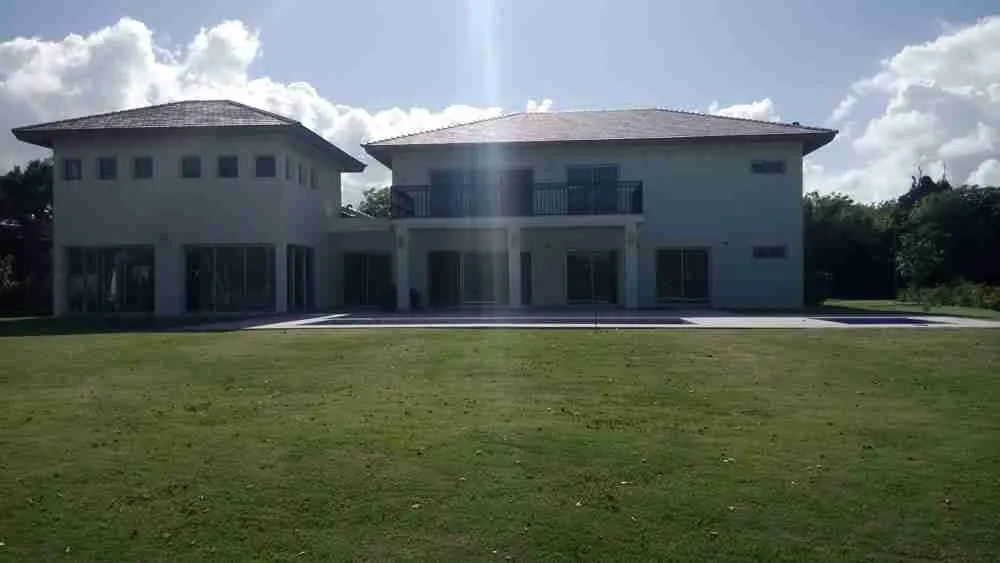 Lovely Four Bedroom Punta Cana Villa For Sale Surrounded By Golf Course 8