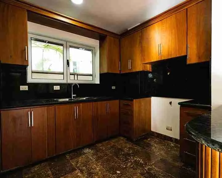 Four bedroom villa with pool near the beach in Punta Cana Village 9