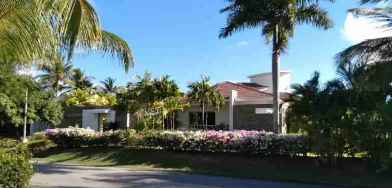 Magnificent 4BR Villa for sale Cocotal with private balcony in each room and golf views!