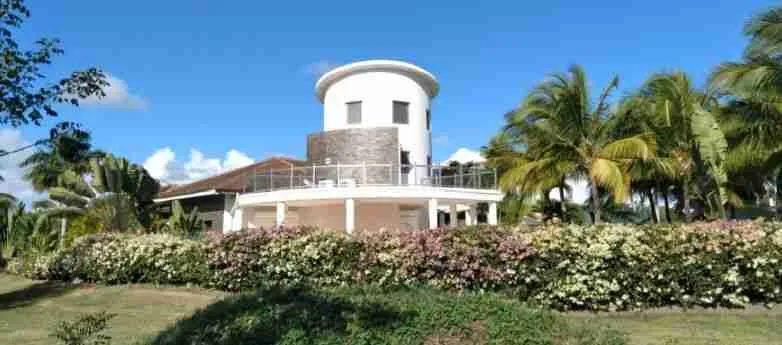 Magnificent 4BR Villa for sale Cocotal with private balcony in each room and golf views 6