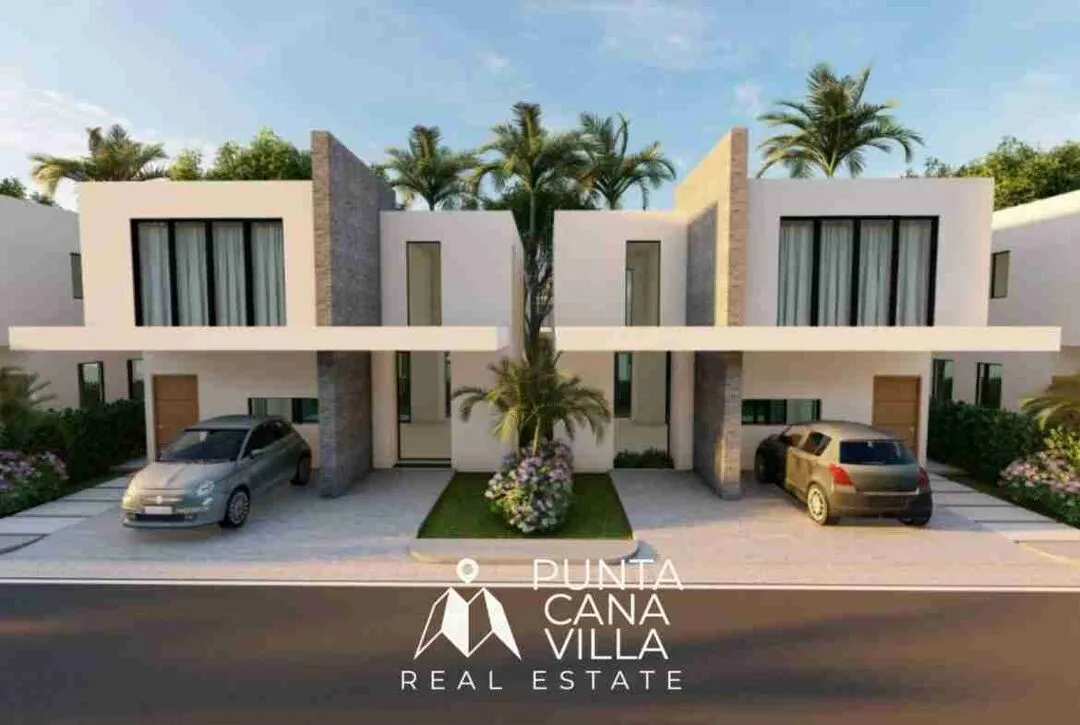 Beautiful 3 BR Villa for sale with clubhouse and patio