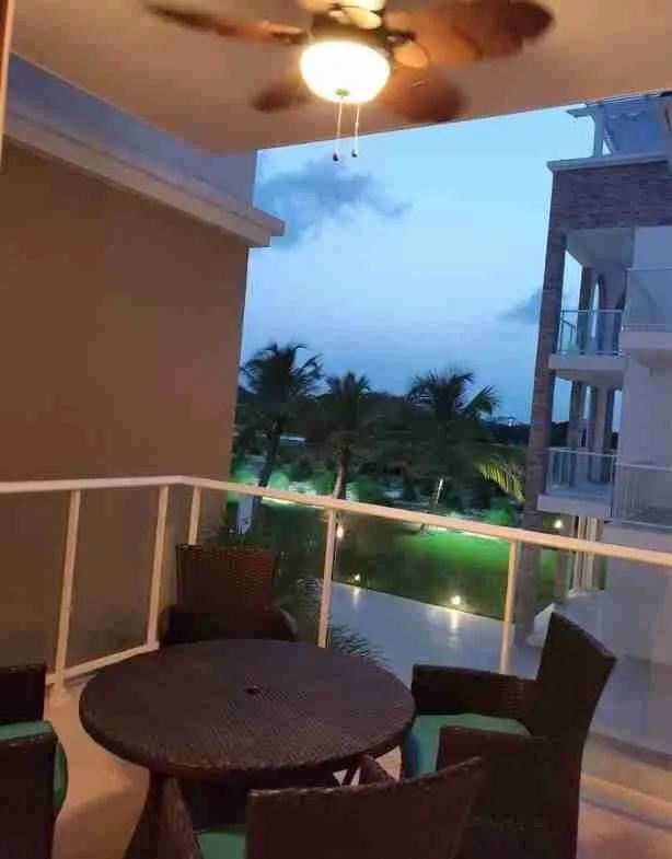 Magnificent 2 BDR Apartment for sale large swimming pool and great amenities 20