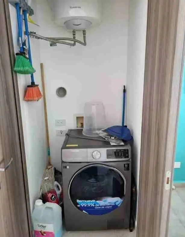 Magnificent 2 BDR Apartment for sale large swimming pool and great amenities 31