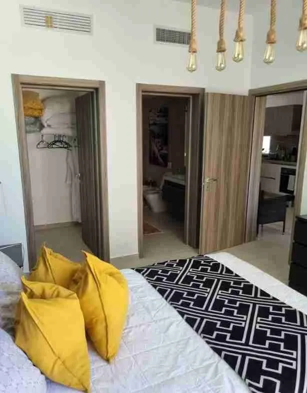 Magnificent 2 BDR Apartment for sale large swimming pool and great amenities 50